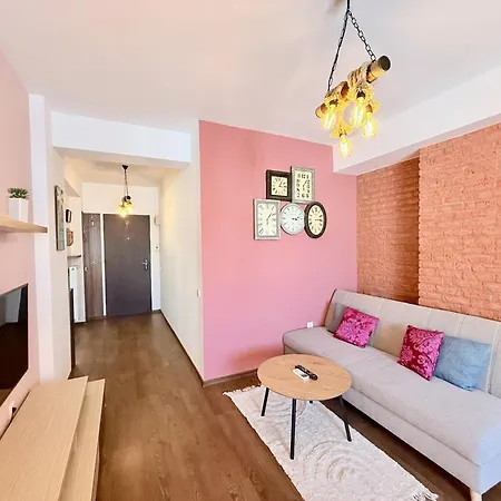 Apartament Centru Plaja Modern Constanţa